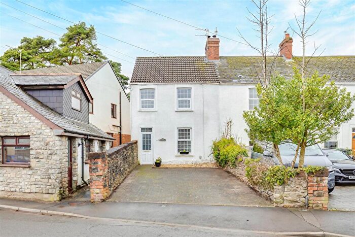 2 Bedroom Cottage For Sale In Pantmawr Road, Whitchurch, Cardiff, CF14