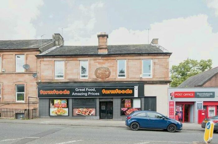 2 Bedroom Flat To Rent In Main Street, Thornliebank, G46