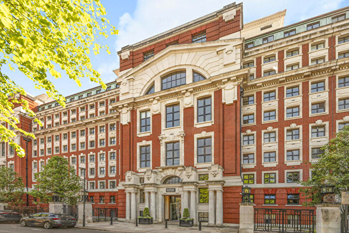 2 Bedroom Apartment For Sale In Beaux Art Building - Manor Gardens, London, N7