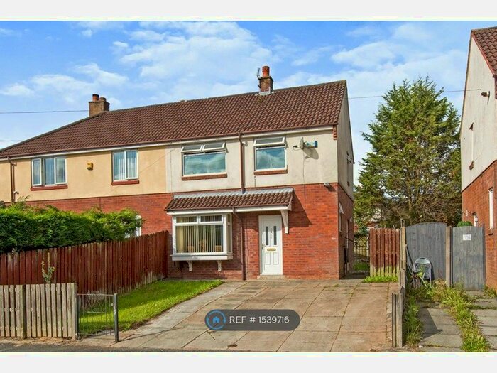 3 Bedroom Semi-Detached House To Rent In Vulcan Road, Wigan, WN5