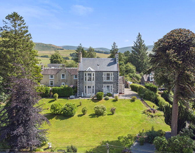 6 Bedroom Link Detached House For Sale In Ballplay Road, Moffat, DG10