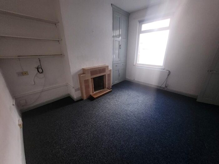 2 Bedroom End Of Terrace House To Rent In Watkin Street, Nottingham, Nottinghamshire, NG3