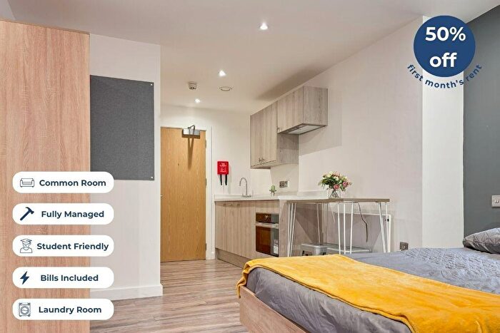 Studio To Rent In College Green, Bristol, BS1