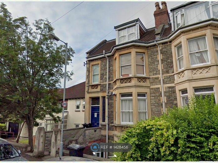 2 Bedroom Maisonette To Rent In Belvoir Road, Bristol, BS6