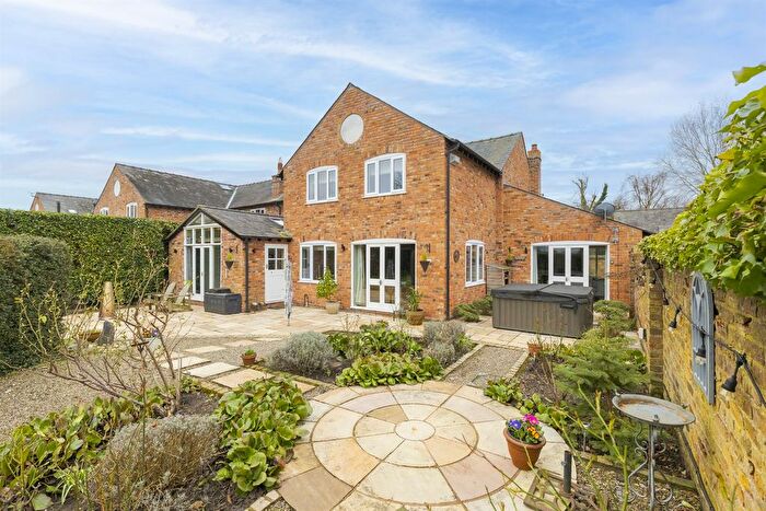 5 Bedroom Semi Detached House For Sale In Barn Conversion Ridley, Tarporley., CW6