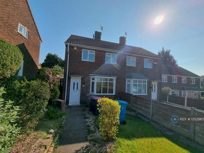 2 Bedroom Semi-Detached House To Rent In Overdale, Swinton, Manchester, M27