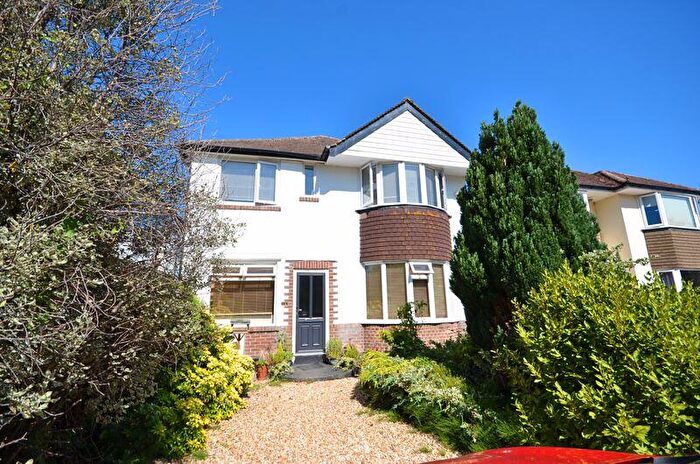 2 Bedroom Flat To Rent In Oak Avenue, Christchurch, BH23