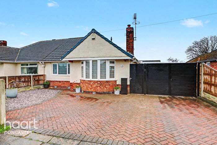 3 Bedroom Semi-Detached Bungalow For Sale In Leys Close, Balby, Doncaster, DN4