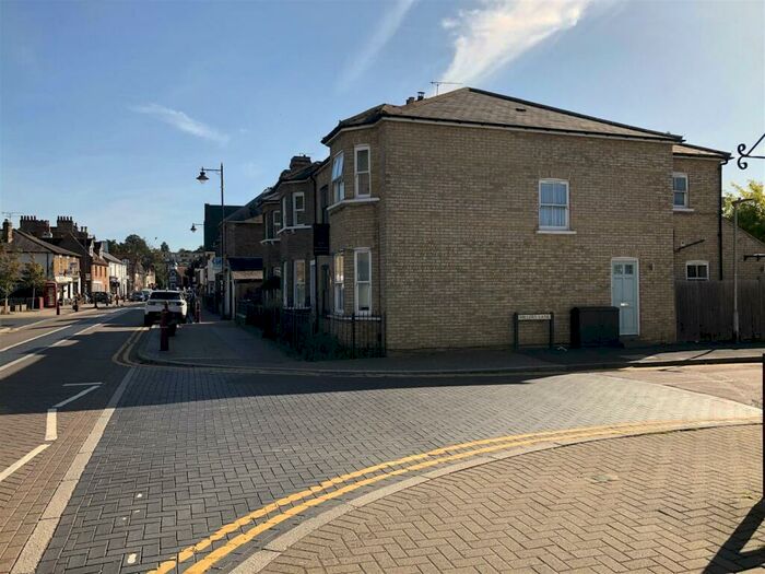 2 Bedroom End Of Terrace House To Rent In High Street, Stanstead Abbotts, SG12