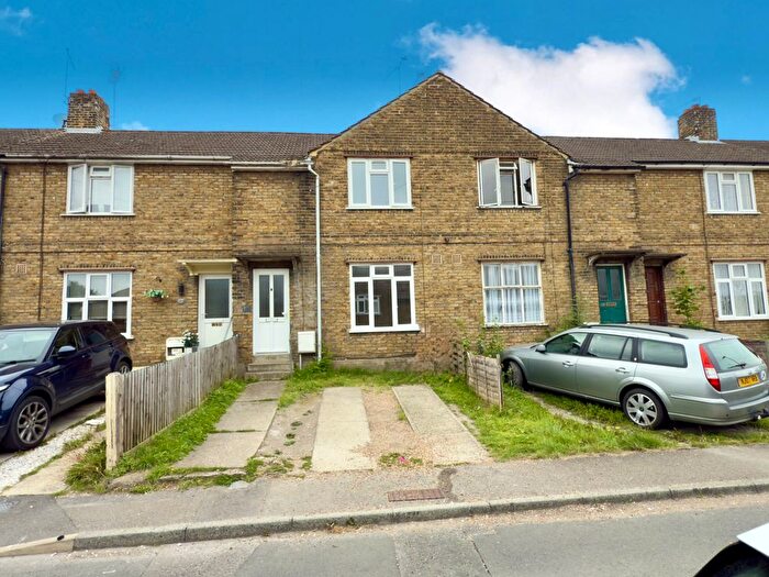 3 Bedroom Terraced House For Sale In Princes Street, Rochester, ME1