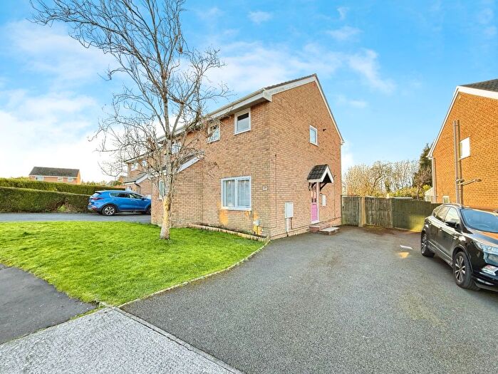 2 Bedroom Semi-Detached House For Sale In Landor Drive, Loughor, Swansea, West Glamorgan, SA4
