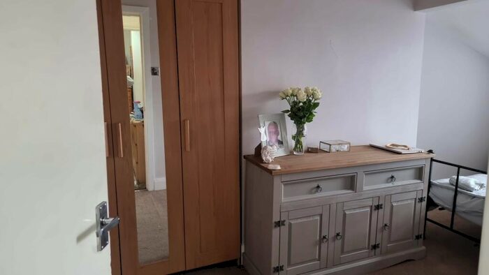 1 Bedroom Flat To Rent In Walmersley Road, Bury, BL9