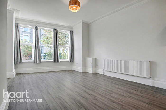 2 Bedroom Flat To Rent In Trevelyan Road, Weston-Super-Mare, BS23