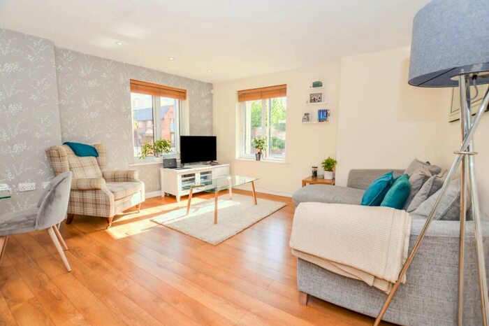 2 Bedroom Flat To Rent In Chevassut Street, Hulme, Manchester, M15