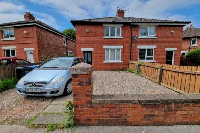 4 Bedroom Semi-Detached House To Rent In Oban Crescent, Stockport, SK3