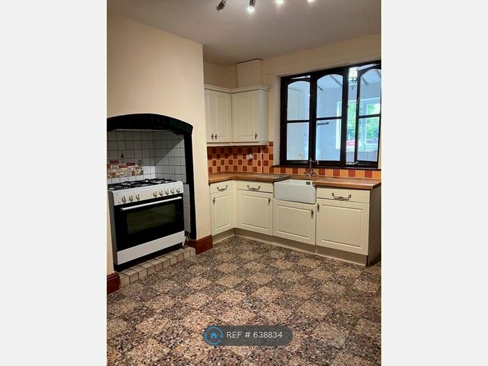 3 Bedroom Semi-Detached House To Rent In High Street, Haxey, Doncaster, DN9