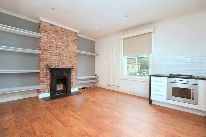 1 Bedroom Flat To Rent In Clermont Road, Preston Park, Brighton, BN1