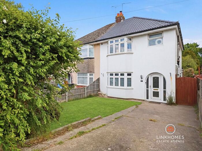 3 Bedroom Semi Detached House For Sale In Harford Road, Poole, BH12