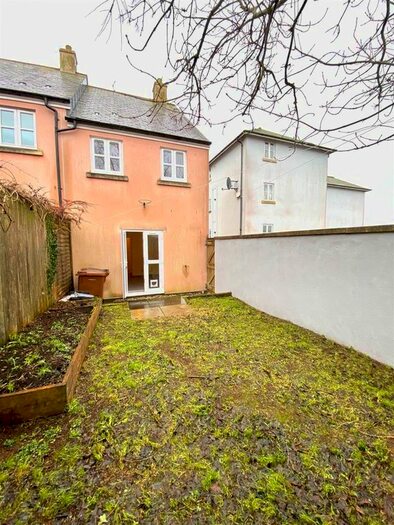 2 Bedroom End Of Terrace House To Rent In Scholars Walk, Kingsbridge, TQ7