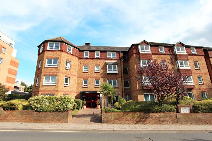 2 Bedroom Flat For Sale In Glenrose Court, , Sidcup Hill, Kent, DA14