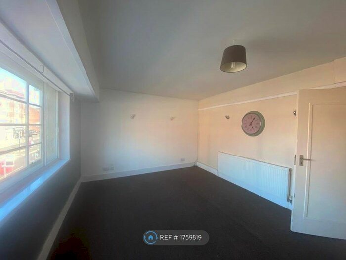 1 Bedroom Flat To Rent In London Road, Leicester, LE2