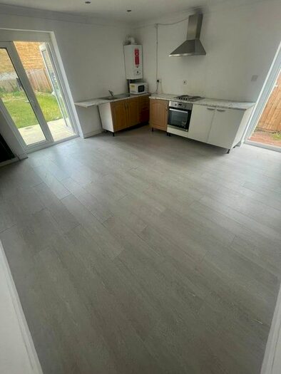 Studio To Rent In Coppermill Road, Wraysbury, Staines, TW19