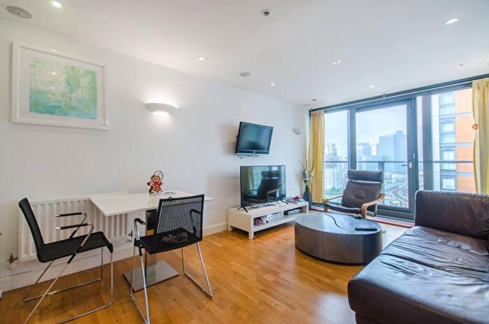 1 Bedroom Flat To Rent In Proton Tower, Canary Wharf, London, E14