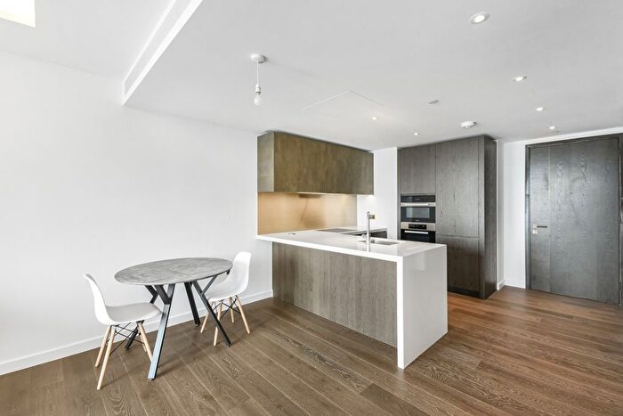 1 Bedroom Flat To Rent In Carnation Way, London, SW8