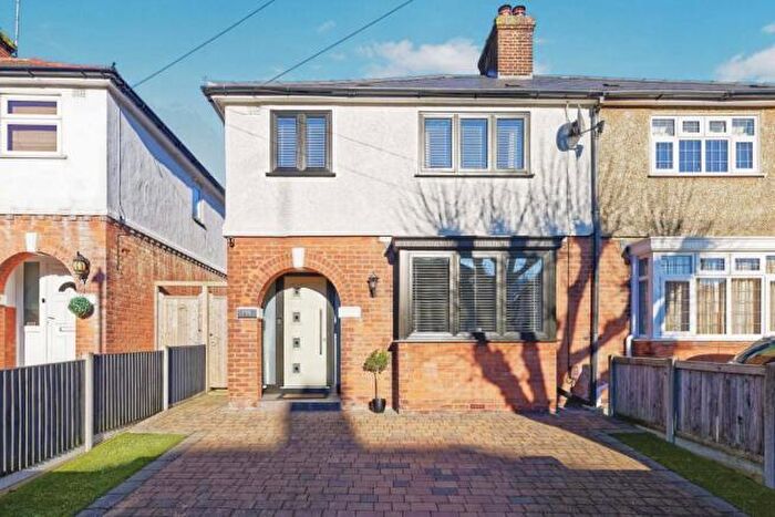 3 Bedroom Semi Detached House For Sale In Elms Vale Road, Dover, CT17