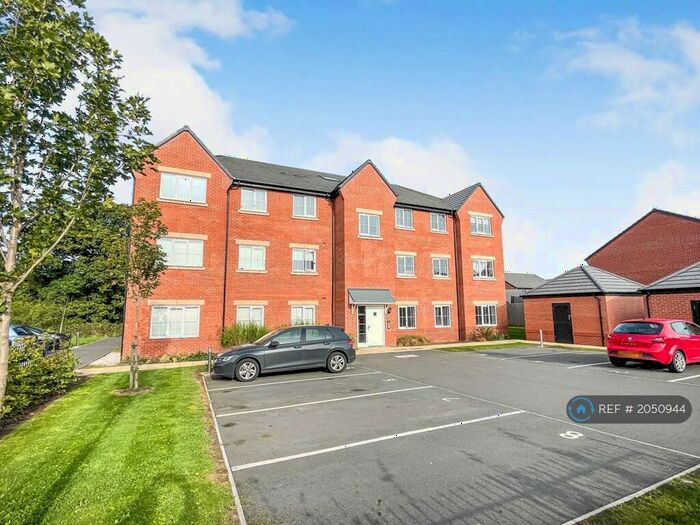2 Bedroom Flat To Rent In Willowbrook Grange, Shavington, Crewe, CW2