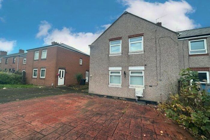 2 Bedroom Property To Rent In Wulfric Close, Sheffield, S2