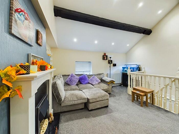 3 Bedroom Terraced House For Sale In Terrace Road, Chapel-En-Le-Frith, SK23