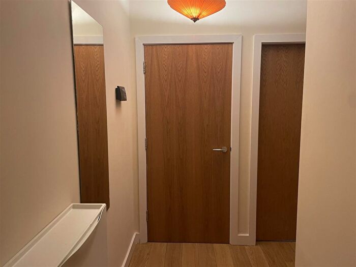 1 Bedroom Flat To Rent In Hunslet Road, Leeds, LS10