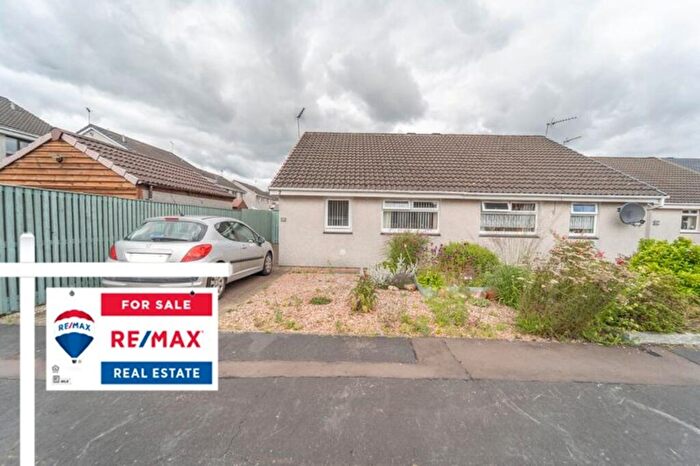 2 Bedroom Semi-Detached Bungalow For Sale In McBain Place, Kinross, KY13