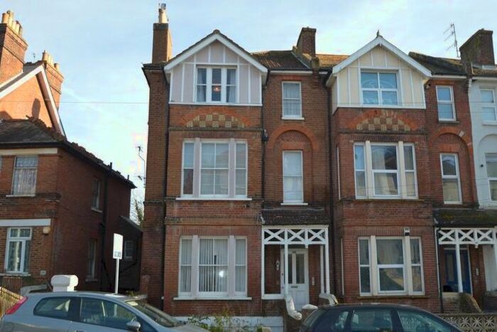 2 Bedroom Flat To Rent In London Road, St Leonards On Sea, TN37