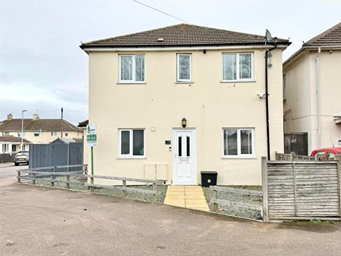 2 Bedroom Maisonette For Sale In Meadowleaze, Longlevens, GL2