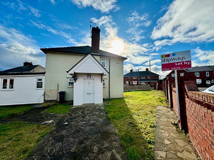 4 Bedroom Property To Rent In Brettell Street, Dudley, DY2