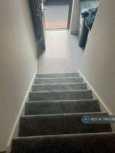 4 Bedroom Flat To Rent In Hertford Road, Enfield, EN3