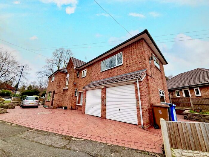 Studio To Rent In Broadway, Derby, DE22