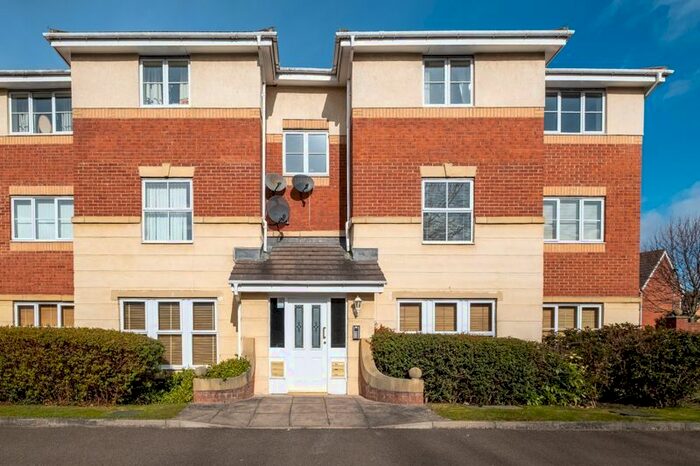 2 Bedroom Flat To Rent In Broadmeadows Close, Swalwell, Newcastle Upon Tyne NE16