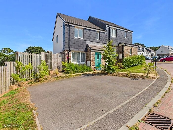 3 Bedroom Property For Sale In Churchtown View, Falmouth - Beautifully Presented, TR11