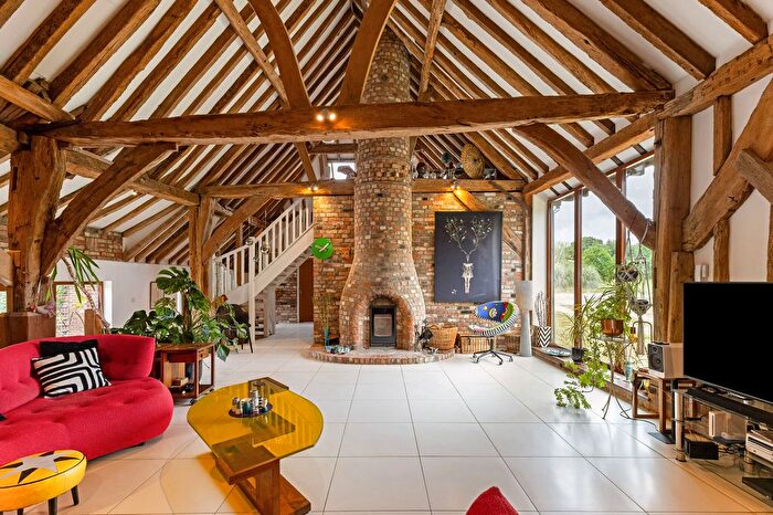 5 Bedroom Detached House For Sale In London Road, Petworth, GU28