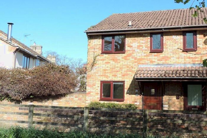 2 Bedroom Property To Rent In The Green, Harrold, MK43