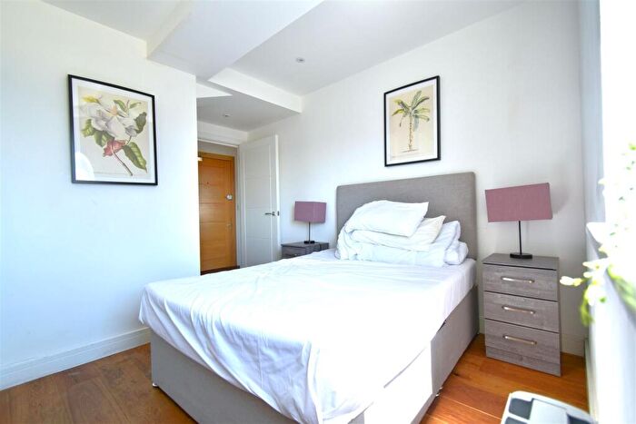 2 Bedroom Apartment To Rent In Abbey House, Stoke Road, SL2