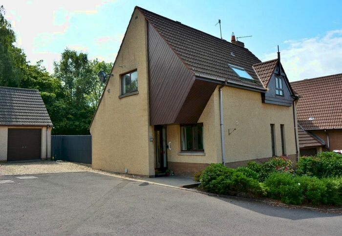 3 Bedroom Semi-Detached House To Rent In Greer Park Avenue, Belfast, BT8