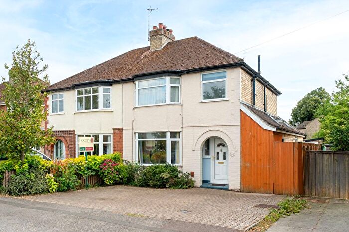 3 Bedroom Semi-Detached House For Sale In Perne Avenue, Cambridge, CB1