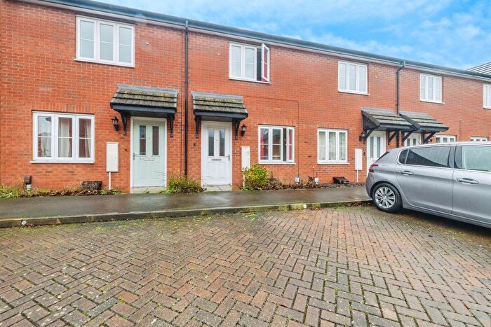 2 Bedroom Terraced House For Sale In Iris Crescent, Lincoln, LN1