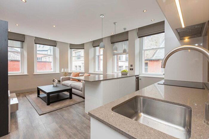 2 Bedroom Flat To Rent In King Street, Deansgate, Manchester, M2