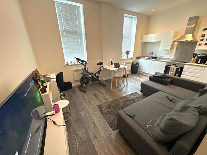 1 Bedroom Apartment To Rent In Vicarage Farm Road, Peterborough, PE1