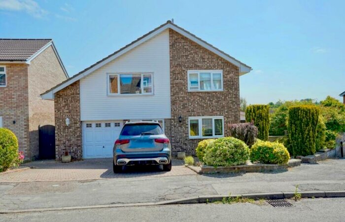 4 Bedroom House To Rent In Minden Court, Eaton Ford, St. Neots, PE19